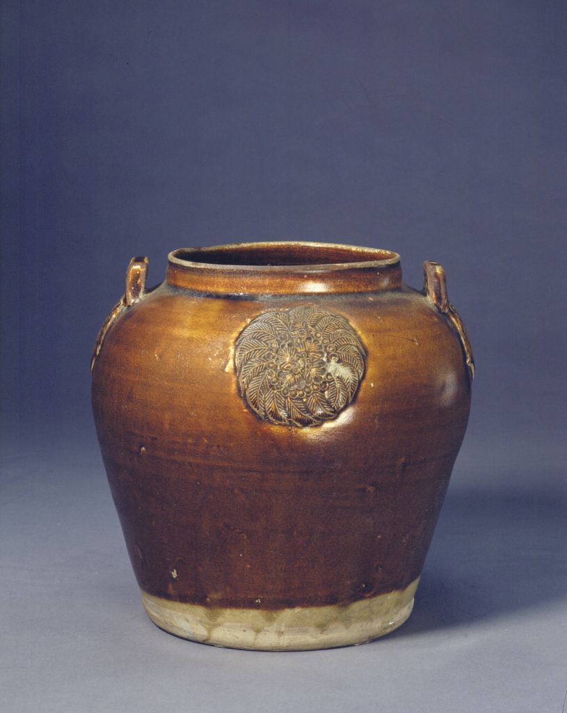 图片[1]-Changsha kiln brown glaze die-printed applique double-ear jar-China Archive